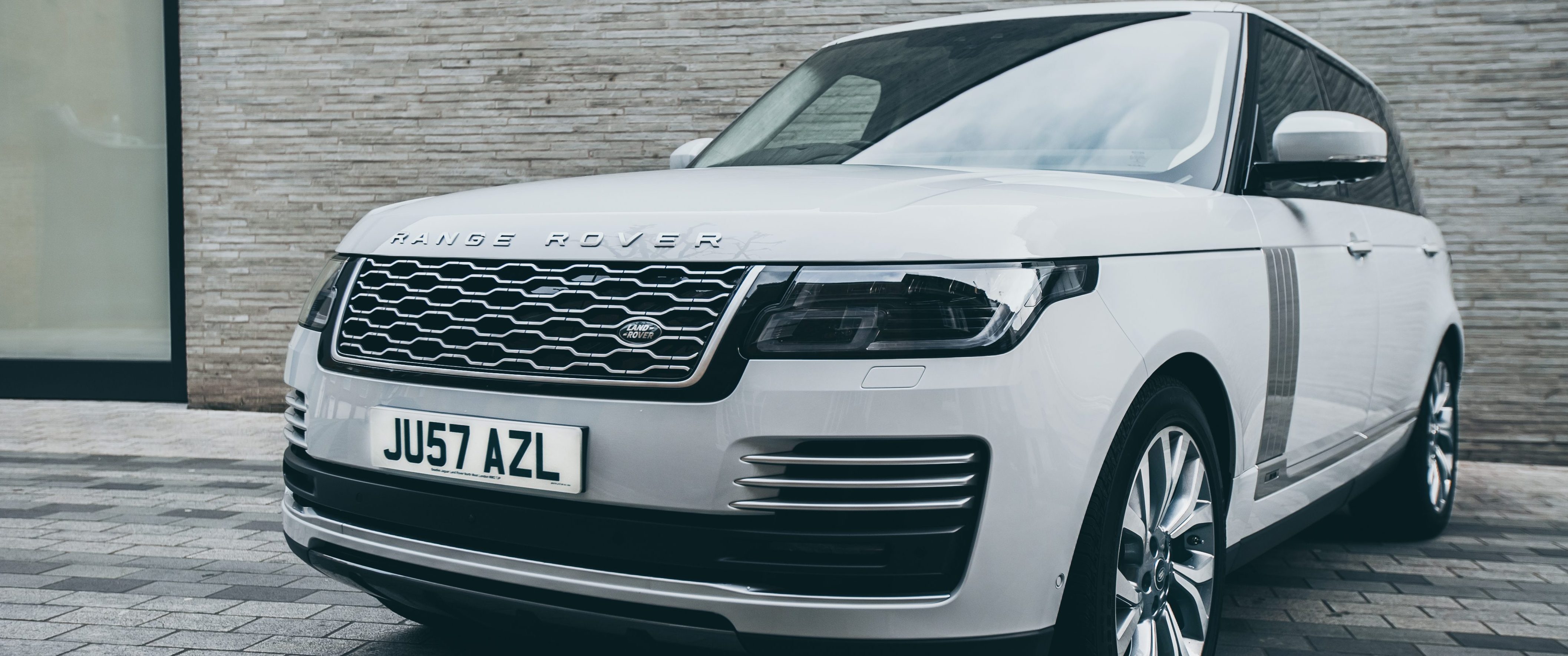 The Range Rover Autobiography Wedding Car for rent