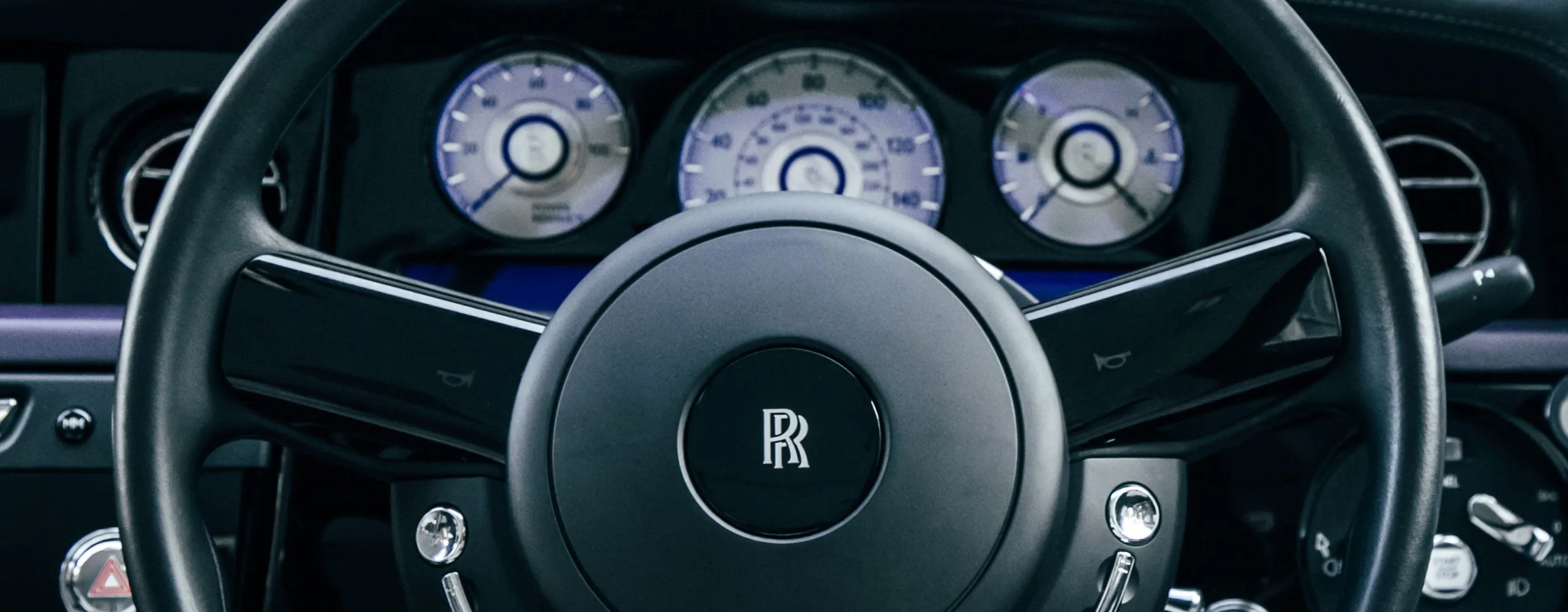 Luxurious steering wheel of AZ Luxe's Rolls Royce Phantom