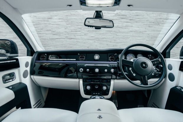 AZL-Rolls-Royce-Phantom-Final-Image-3-scaled-620x413