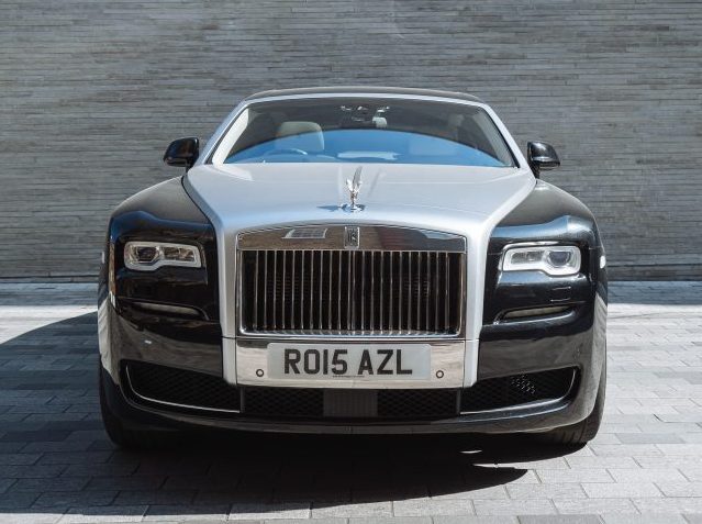 AZL-Rolls-Royce-Ghost-chauffeur-1-e1600691798951-900x672