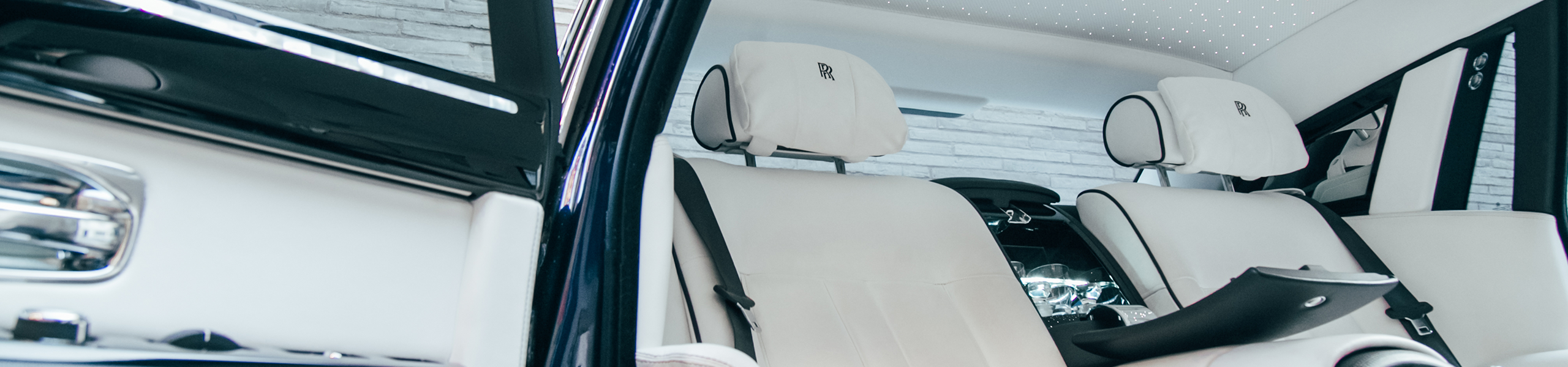 AZL-Rolls-Royce-Phantom-Final-Image-23-banner
